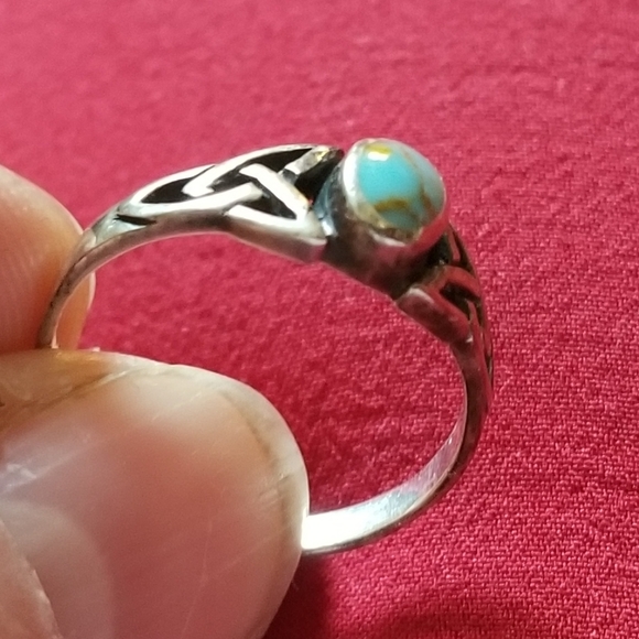 Sterling and turquoise ring - Picture 7 of 9